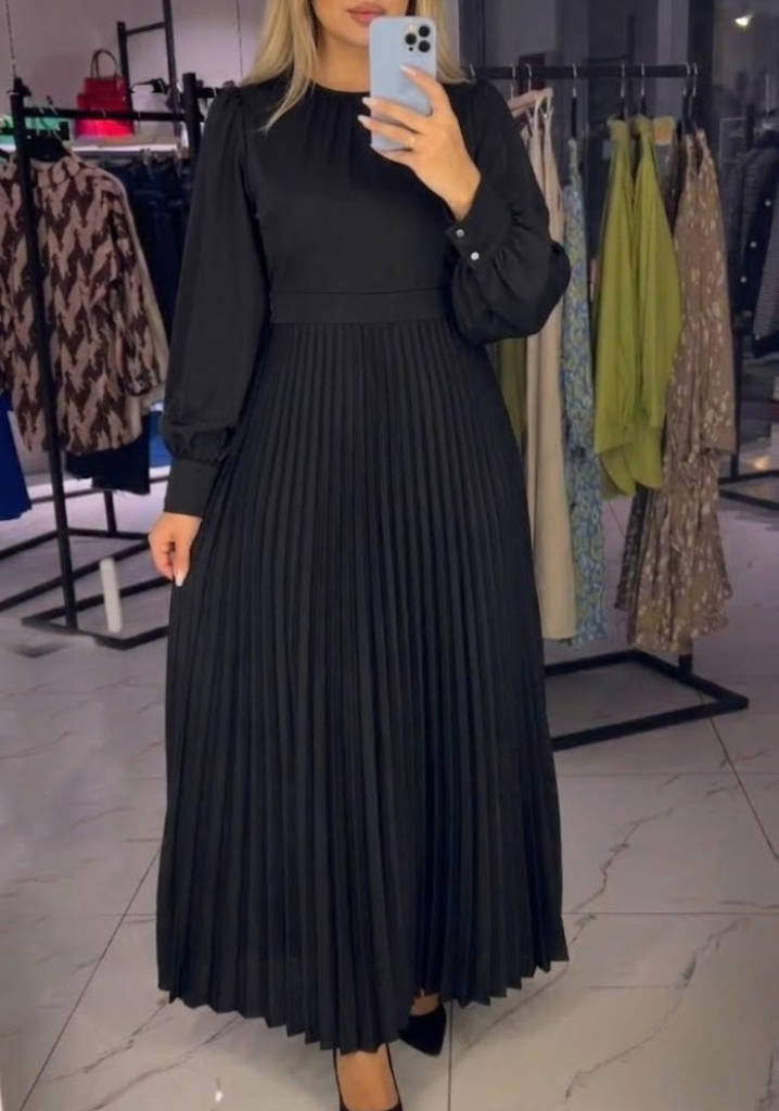 Women’s Midi Dress with Round Neckline and Button Cuffs