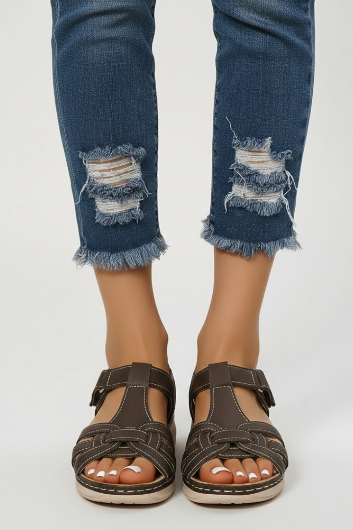 Hannah | Women’s Retro Strap Sandals with Buckle Fastening